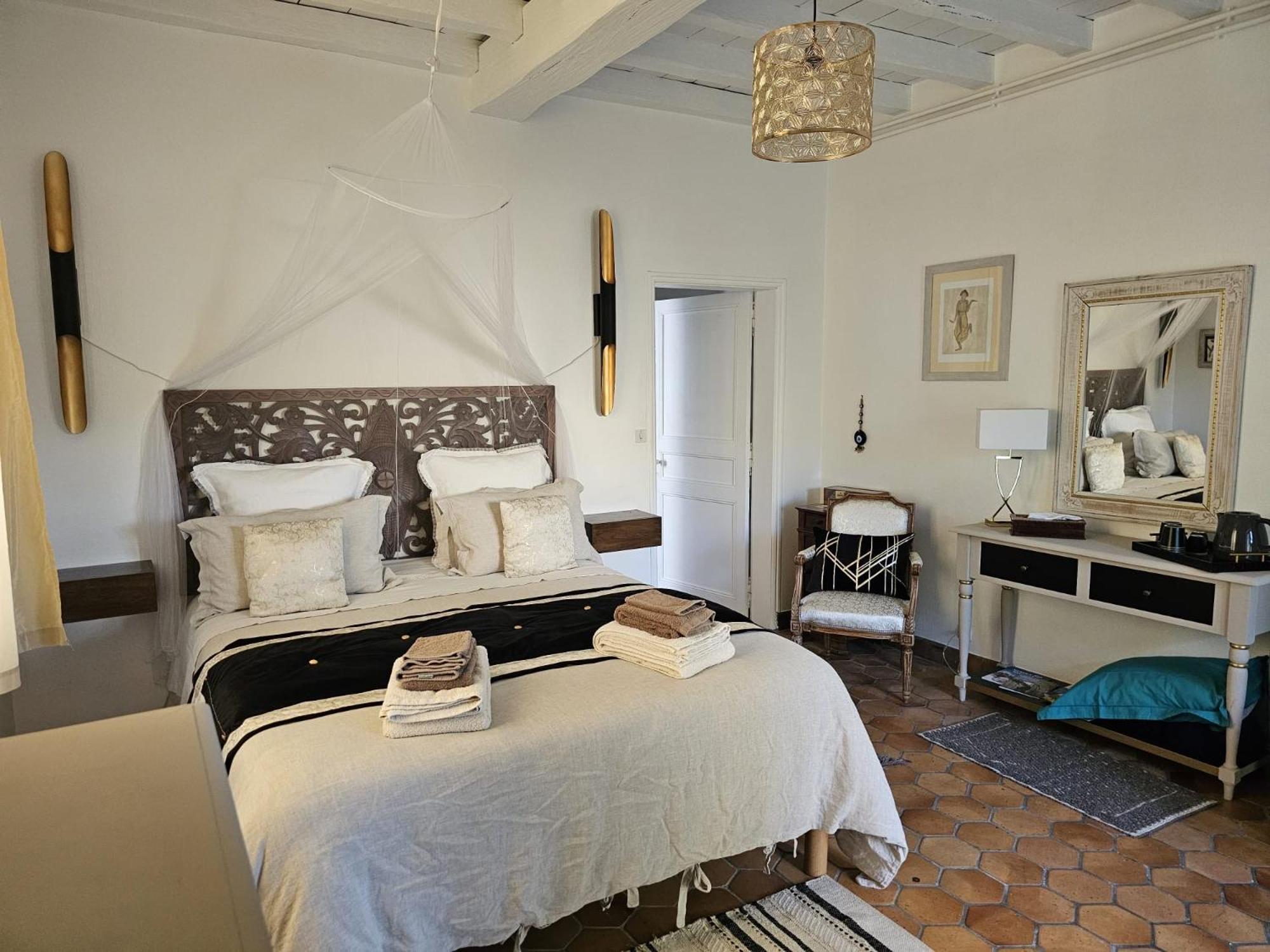 Chambre D'Hotes Les Roches Corme-Royal Exterior photo
